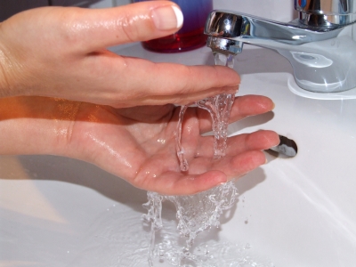 Internationale Tag der Händehygiene am 5.5. – Flensburger Krankenhaus-Mitarbeiter haben saubere Hände