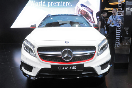 Traumauto für Mercedes Fans – Mercedes-Benz GLA 45 AMG – in Detroit vorgestellt