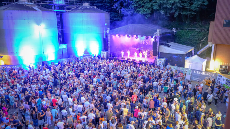 FLENS & FANS – Flensburger Brauerei setzt kulturelle Tradition mit Coverbandfestival fort